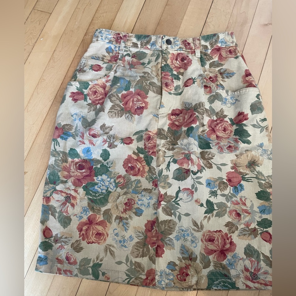 Vintage 90s floral denim mini skirt